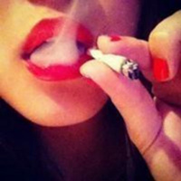 一抹红唇范:欧美红唇霸气头像:你爱嘛_WWW.TQQA.COM