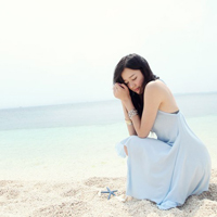 唯美长裙自然风:你不爱有人爱_WWW.TQQA.COM