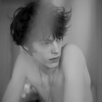 欧美性感男生头像_WWW.TQQA.COM
