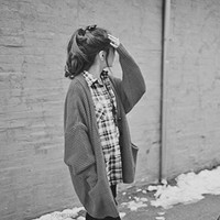 qq女生冷酷黑白头像_WWW.TQQA.COM