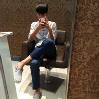 qq头像图片男生头顶香蕉_WWW.TQQA.COM