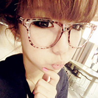 唯美小清新短发女生头像:回忆里寂寞模糊的小时_WWW.TQQA.COM