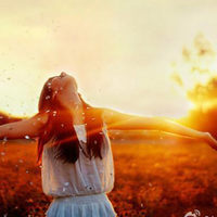 曾经的回忆还是不会忘:意境唯美QQ头像:闭上眼睛_WWW.TQQA.COM