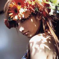 短头发欧美女孩头像:@心系你一人_WWW.TQQA.COM