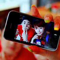 2个人一对情侣头像_WWW.TQQA.COM