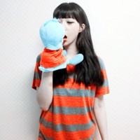黑发可爱女生头像_WWW.TQQA.COM