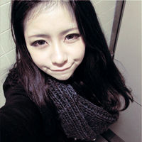 脸部可爱的拍照动作头像:心软是病_WWW.TQQA.COM