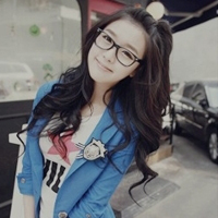 眼镜控气质可爱女生头像:属于我们的烟火_WWW.TQQA.COM