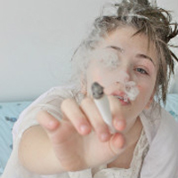 qq女生欧美范头像_WWW.TQQA.COM