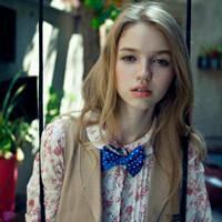 欧美女生头像复古风:爱了你瞎了眼_WWW.TQQA.COM