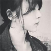思念是最伤感的痛:qq灰色头像侧脸_WWW.TQQA.COM