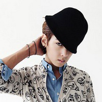 很有爱的情侣头像:一左一右_WWW.TQQA.COM