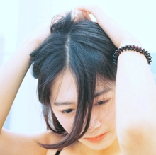 非主流个性头像:超拽女生忧伤的黑色记忆_WWW.TQQA.COM
