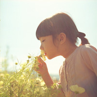 夏季清新可爱小美女QQ头像_WWW.TQQA.COM