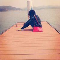 唯美黑色长发女生头像:假如我变成你的回忆_WWW.TQQA.COM