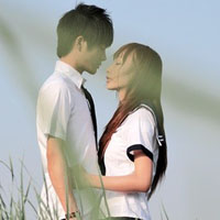 自拍再自裁情侣头像一对_WWW.TQQA.COM