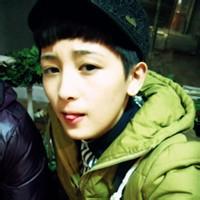 qq头像图片男生头顶香蕉_WWW.TQQA.COM