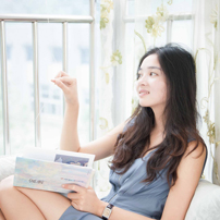 qq头像阳光意境女生:表面现象_WWW.TQQA.COM