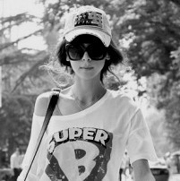 美女图片黑白头像_WWW.TQQA.COM