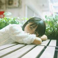 唯美头像小清新:手中花离人泪_WWW.TQQA.COM