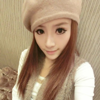 阳光下微笑的女生头像:生活要乐观_WWW.TQQA.COM