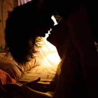 形影不离的幸福情侣QQ头像一对_WWW.TQQA.COM