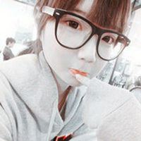眼镜控气质可爱女生头像:属于我们的烟火_WWW.TQQA.COM