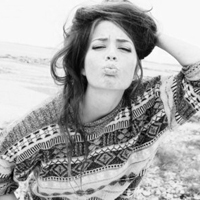 欧美帅气女头像:我的天空_WWW.TQQA.COM