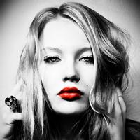 欧美头像女生:女王范_WWW.TQQA.COM