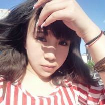 大眼睛可爱女生头像_WWW.TQQA.COM