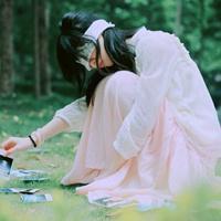 不要低头:森系头像吧女生头像:开心的一个人找自_WWW.TQQA.COM