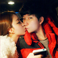 情侣一图双人头像:尽全力爱到底_WWW.TQQA.COM