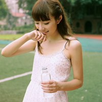 唯美女生有点伤感的QQ头像:他结婚了新娘不是我_WWW.TQQA.COM