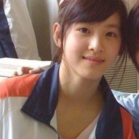 校服女子最美丽:可爱女生穿校服QQ头像_WWW.TQQA.COM