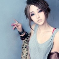 阿宝色唯美靓丽的女生头像_WWW.TQQA.COM