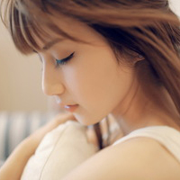 再见你时人是情非:清新的伤感女生头像_WWW.TQQA.COM