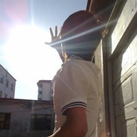 男左女右情侣QQ头像/2张一对_WWW.TQQA.COM