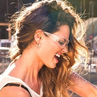 超模莉萨勒·蒙特内格罗QQ头像_WWW.TQQA.COM