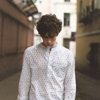 梦里的天堂i:欧美唯美意境男生头像_WWW.TQQA.COM