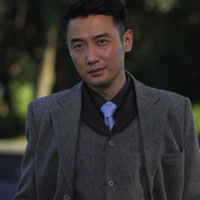 巩峥照片头像:找个人来麻醉自己_WWW.TQQA.COM
