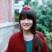 采蘑菇的小姑娘:意境森系女头_WWW.TQQA.COM