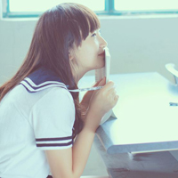 校服女子最美丽:可爱女生穿校服QQ头像_WWW.TQQA.COM