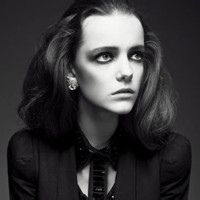美女头像:欧美:能触碰的幸福_WWW.TQQA.COM