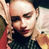 欧美唯美伤感女生头像:不配在说你爱我#_WWW.TQQA.COM