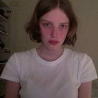 短头发欧美女孩头像:@心系你一人_WWW.TQQA.COM