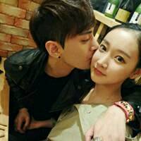 90后情侣kiss头像:时光盗不走爱人_WWW.TQQA.COM