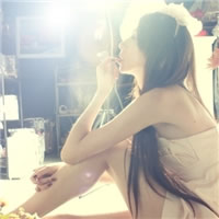 小伤感唯美下半身/全身女生头像_WWW.TQQA.COM