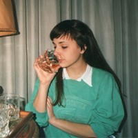 欧美女生头像超拽:有一种超拽由内而外_WWW.TQQA.COM