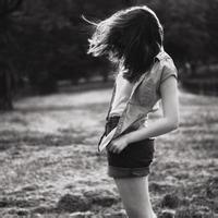 欧美头像女生伤感哭泣_WWW.TQQA.COM