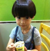 卖萌小男孩qq头像:天生可爱无敌控_WWW.TQQA.COM